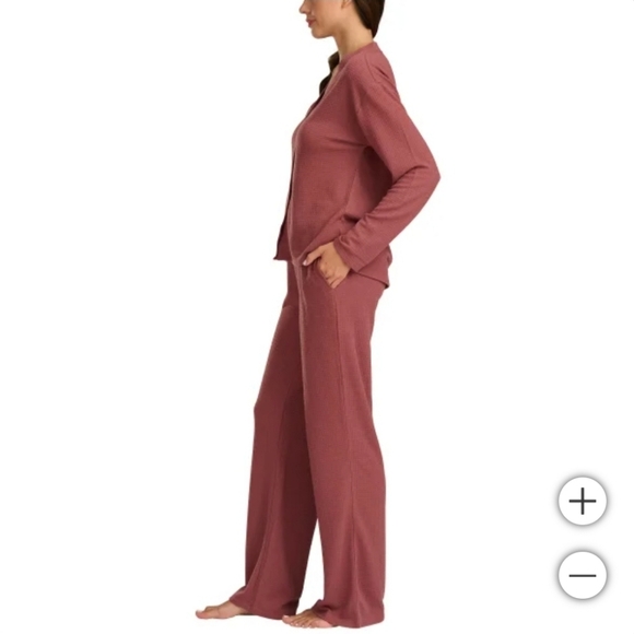 Splendid Waffle Knit Lounge Set XS | Soft 2-Piece Matching Set Feminine Cozy - Picture 5 of 12